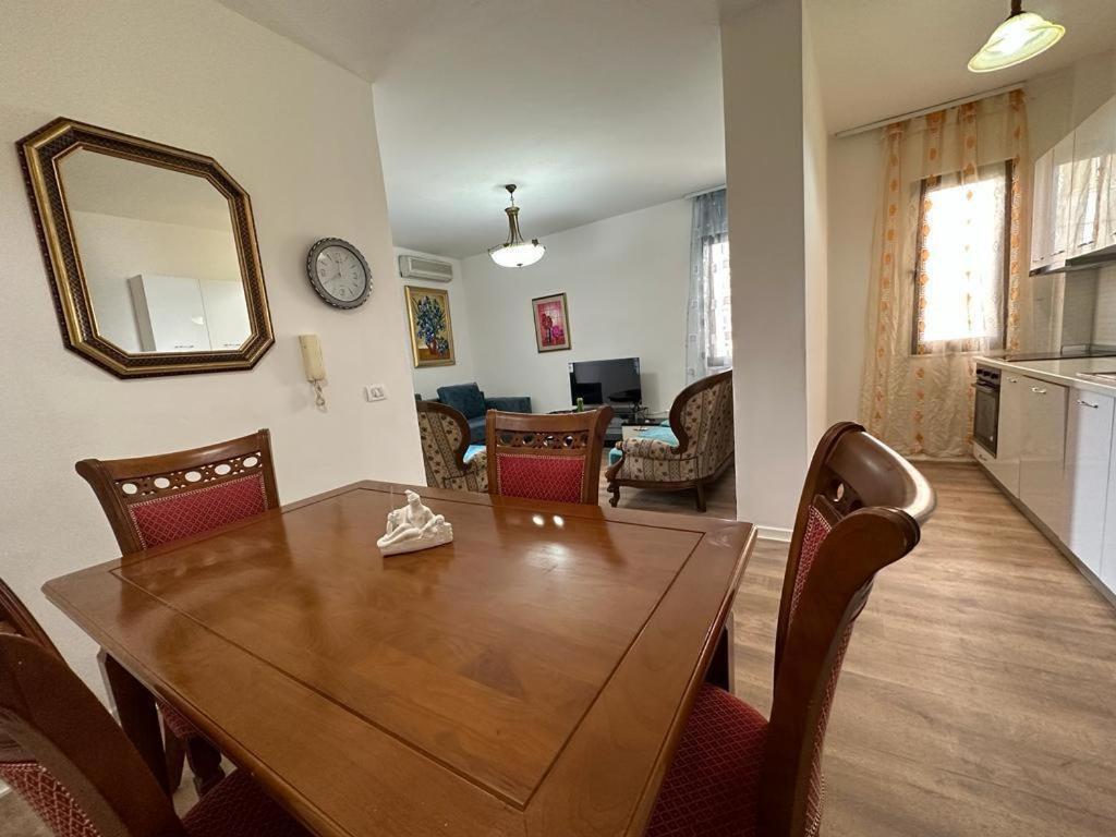 Vollga Four Seasons Apartment Durres Exterior photo